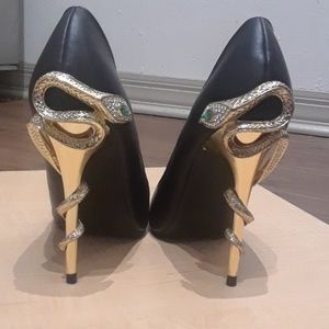 Shoedazzle || Snake High Heel Shoes 🤞😍